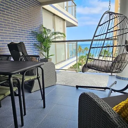 Oceana Beachfront Apartment - Sea Views, Pool & Spa *