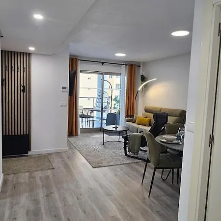 Oceana Beachfront Apartment - Sea Views, Pool & Spa
