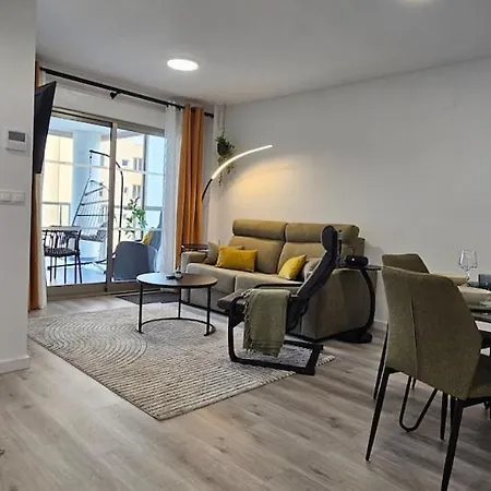 Oceana Beachfront - Sea Views, Pool & Apartamento