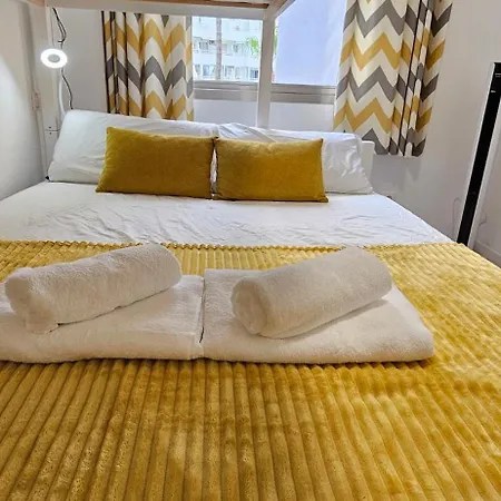 Oceana Beachfront Apartment - Sea Views, Pool & Spa * Calpe