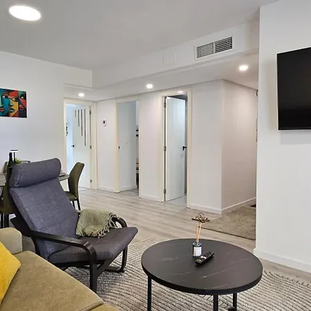 Apartamento Oceana Beachfront - Sea Views, Pool & Calpe